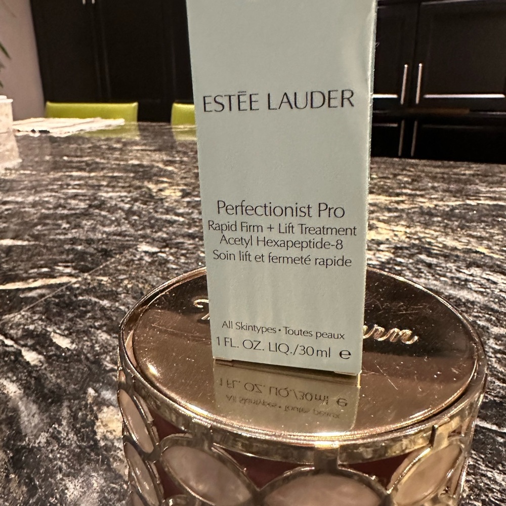 Estée Lauder Perfectionist Pro New 1 oz